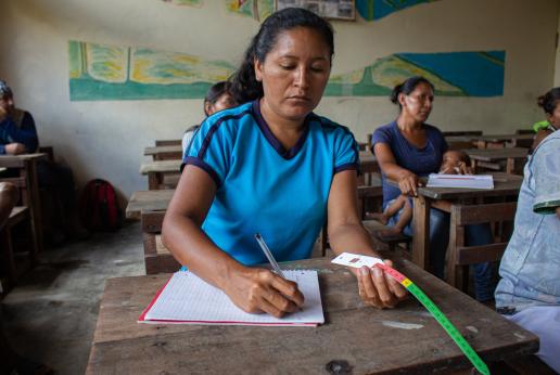 Capacitación de mujeres sobre desnutrición en el Estado Delta Amacuro.